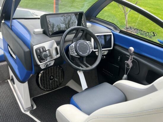 2016 Malibu 23 LSV with Surf Gate - Image 4