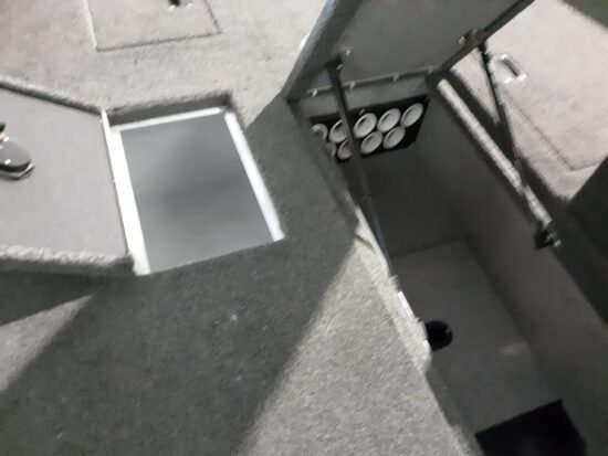 NEW – 2019 Crestliner 1650 Fish Hawk SC (B14917) - Image 4