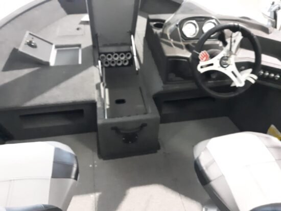 NEW – 2019 Crestliner 1650 Fish Hawk SC (B14917) - Image 5
