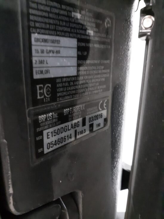2016 Evinrude E150 HP DGLAB E-TEC (M14555) - Image 5