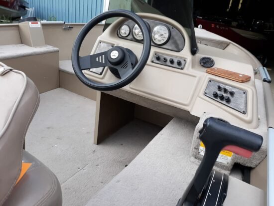 2000 Lund 1650 Explorer SS (B17029) - Image 6