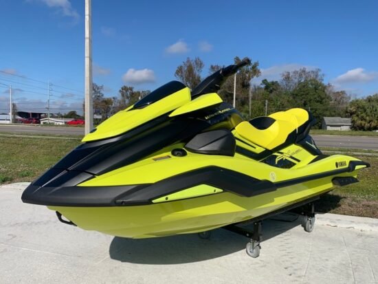 New 2022 Yamaha Three Seater Watercraft (FX CRUISER HO WITH AUDIO) - Image 5