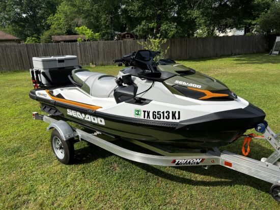 2021 Sea-Doo Three Seater Personal Watercraft (FISH PRO) - Image 4